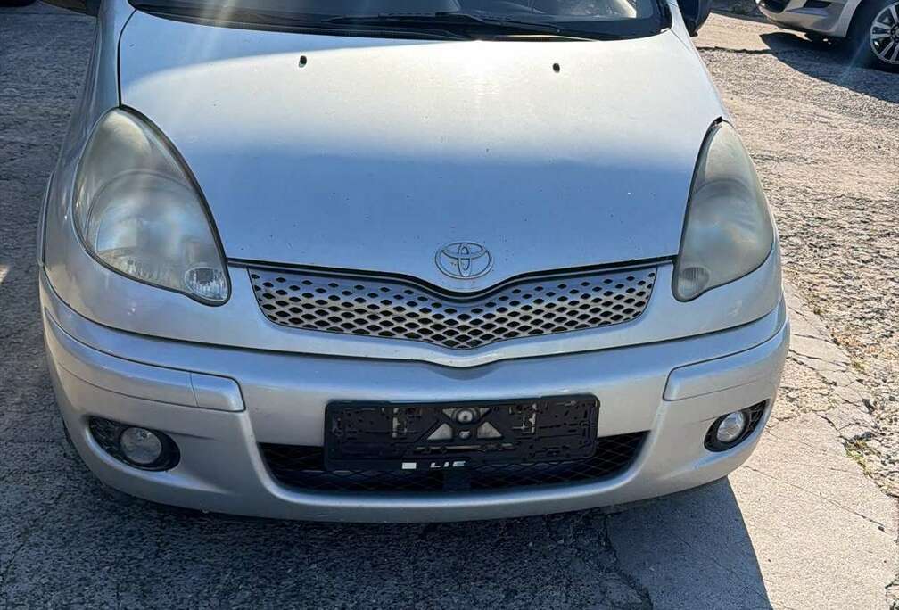 Toyota 1.4 Turbo D-4D Linea Luna