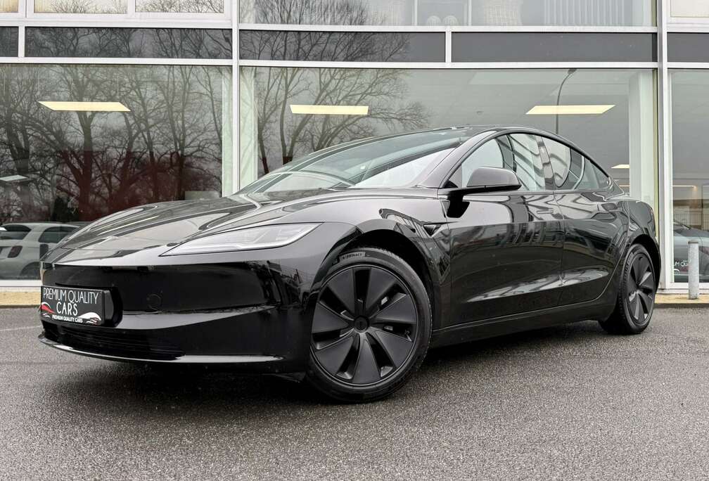 Tesla HIGHLAND / SFEERVERLICHTING / PANO / 360CAMERA /