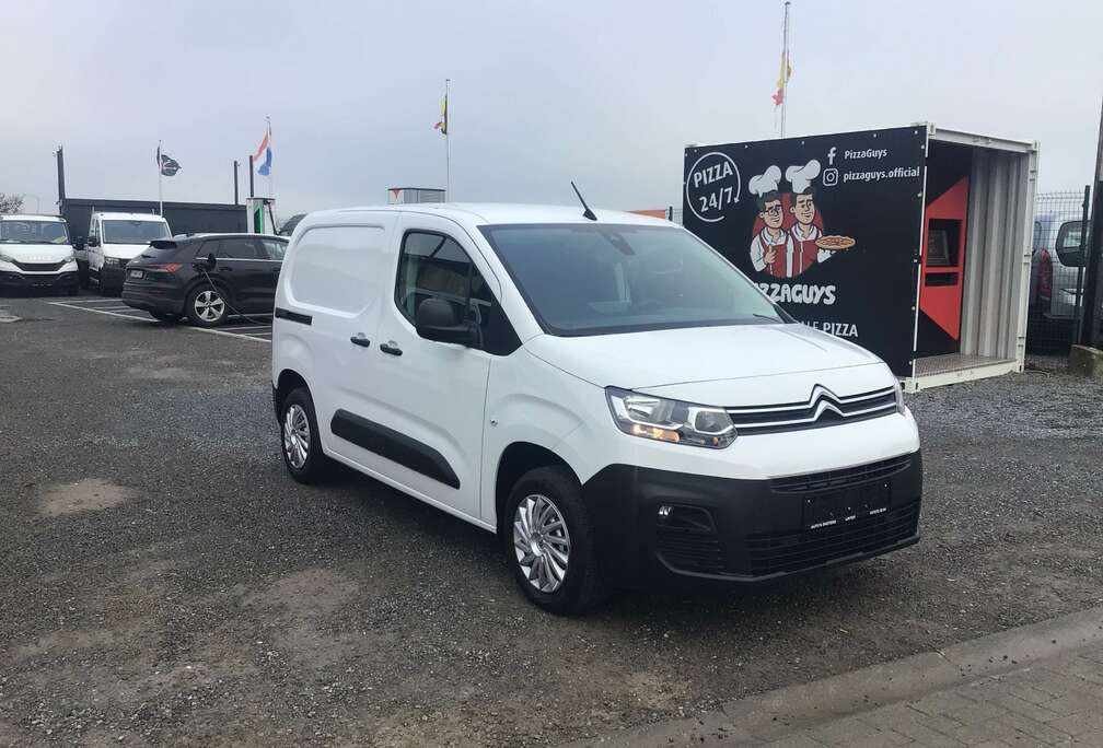 Citroen 15hdi 100pk 11/2023 29000km 3plaatsen 14950e ex