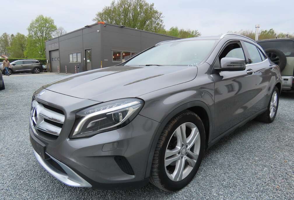 Mercedes-Benz GLA 200 d