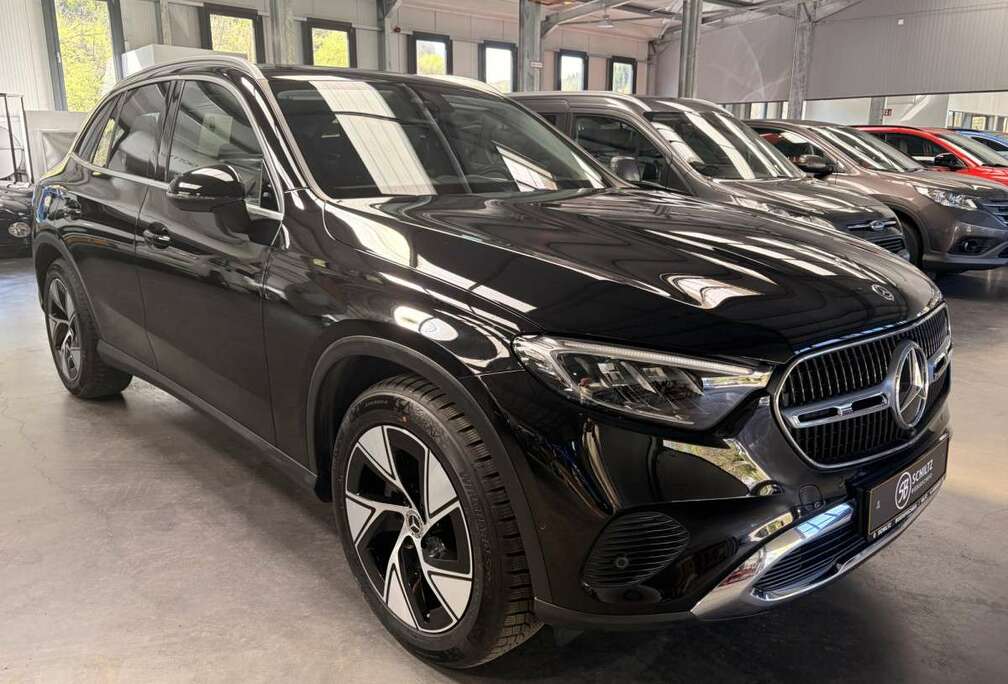 Mercedes-Benz 220 d 2.0 4Matic Advanced