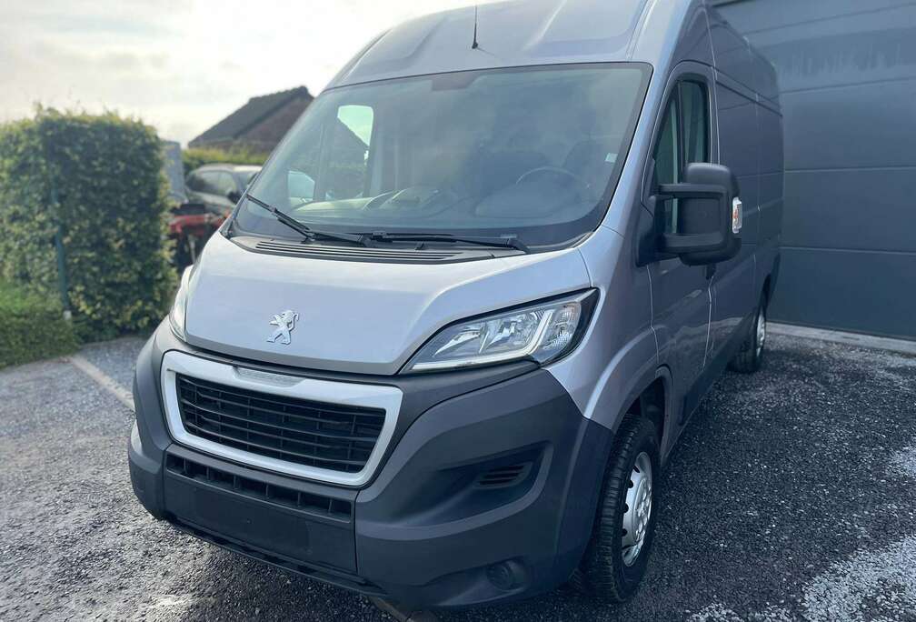 Peugeot Boxer 2.2 BlueHDi L2H2 Premium S/S