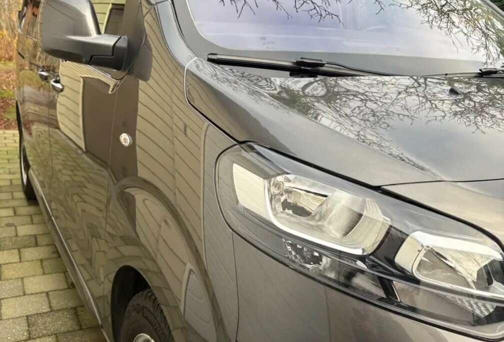 Opel Vivaro 2.0 D M Autm. INNOVATION