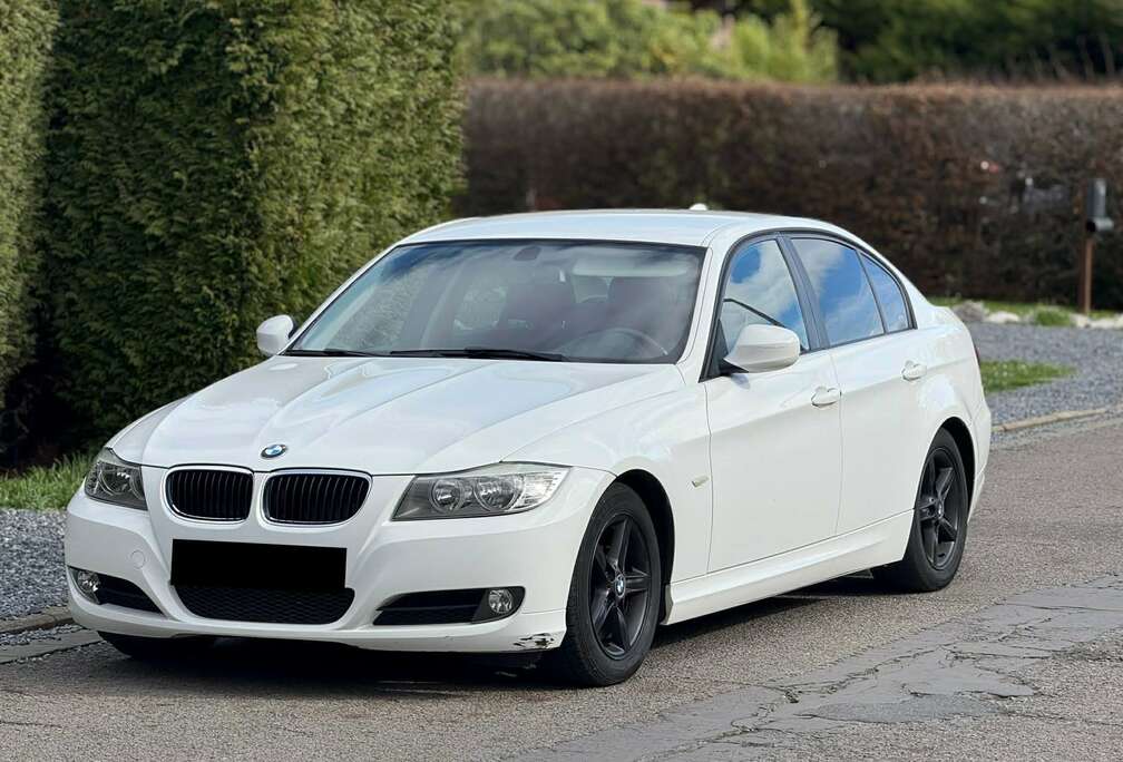 BMW Bmw 318D 2010