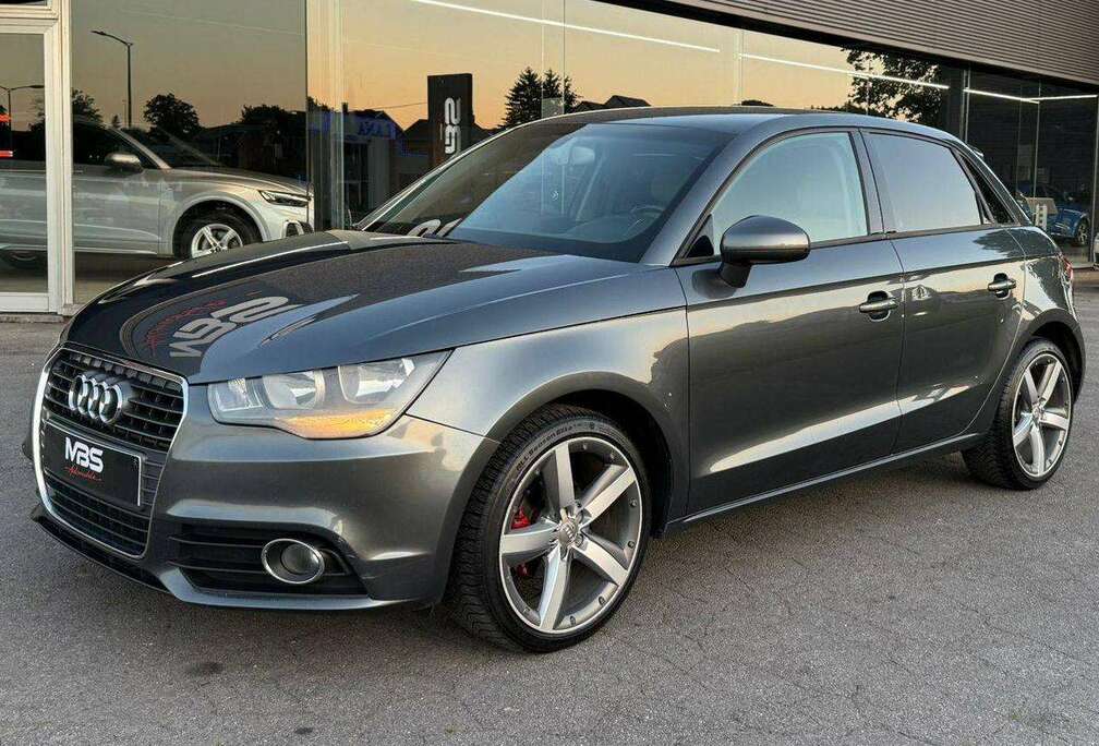 Audi * 1.6 TDI * NAVI * CLIM * 5 PORTES * VOLANT MULTI