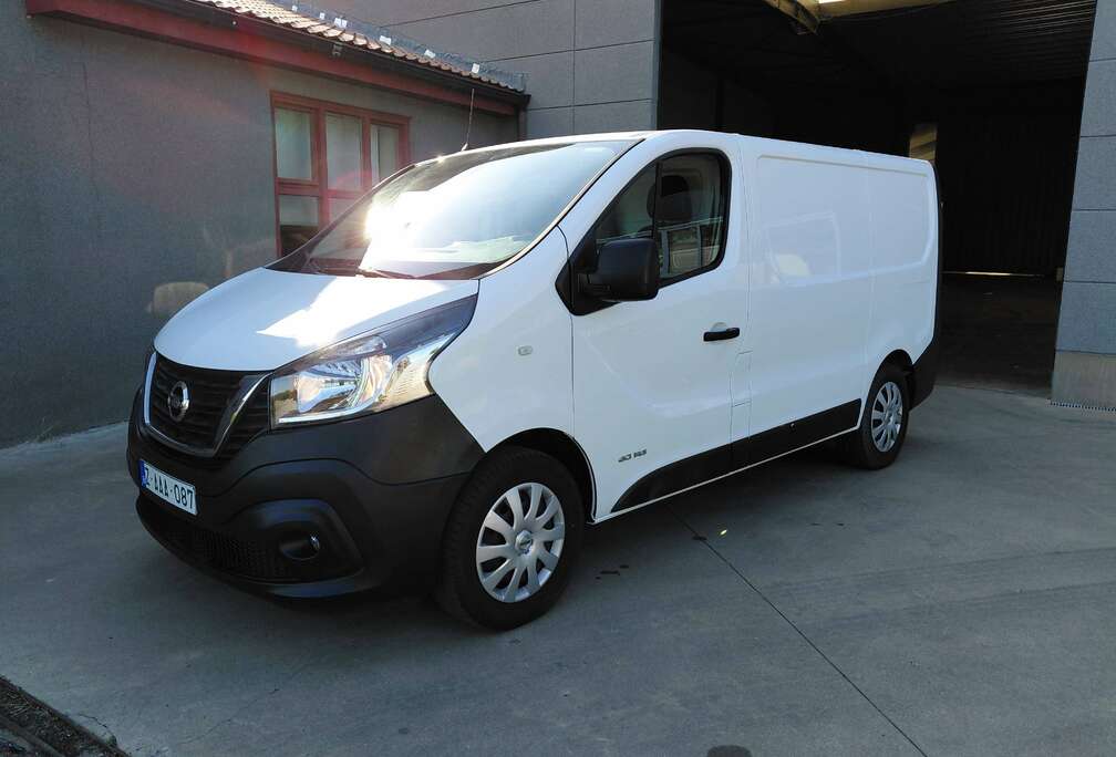 Nissan 34500 km, automaat, 1 jaar garantie