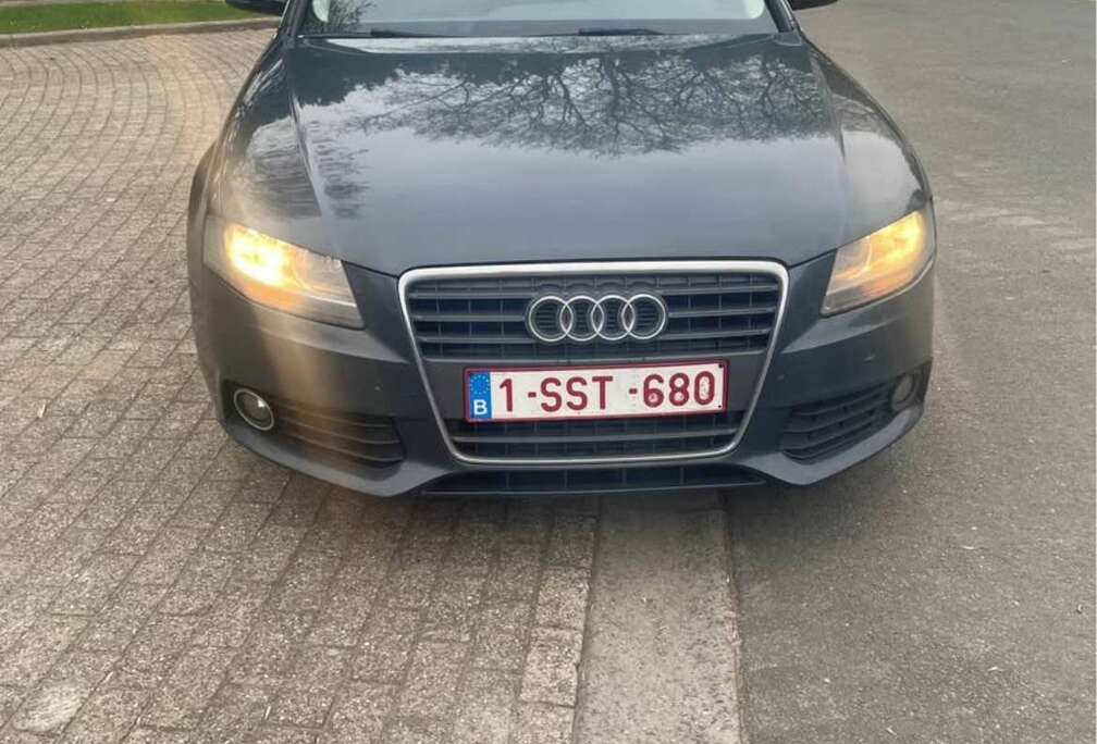 Audi Audi A4 2.0tdi DPF 06/2009 Euro 5