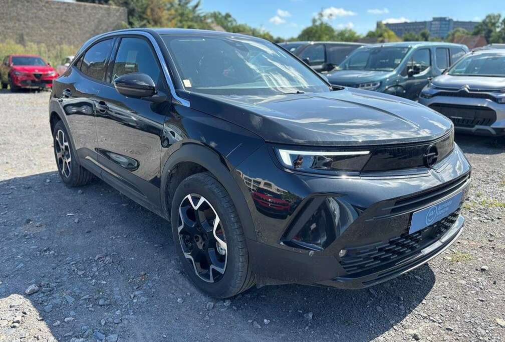 Opel ULTIMATE 1.2 TURBO AT8 130PK *INFOTAINMENT PACK PR