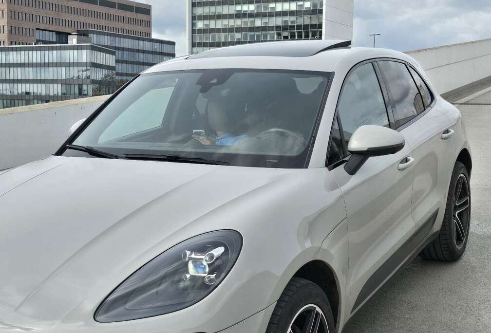 Porsche 2.0 Turbo PDK