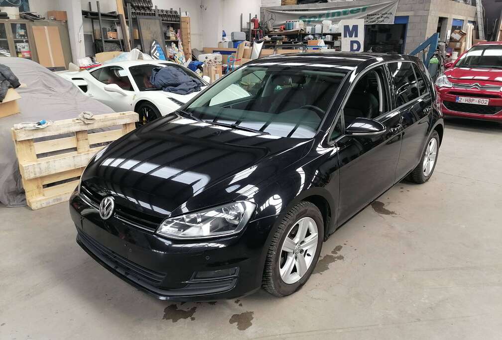 Volkswagen Golf 1.6 CR TDi Highline DSG