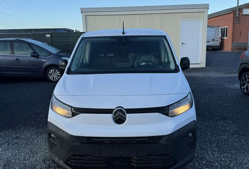 Citroen Berlingo xl 15HDI 131pk EAT8