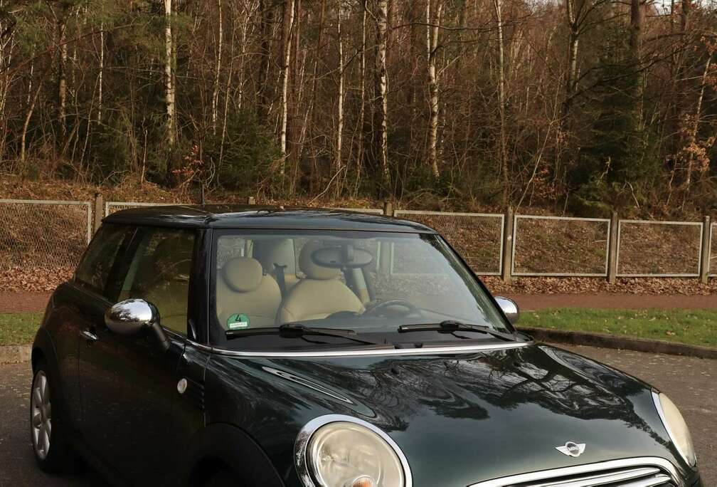 MINI R56 British Racing Green