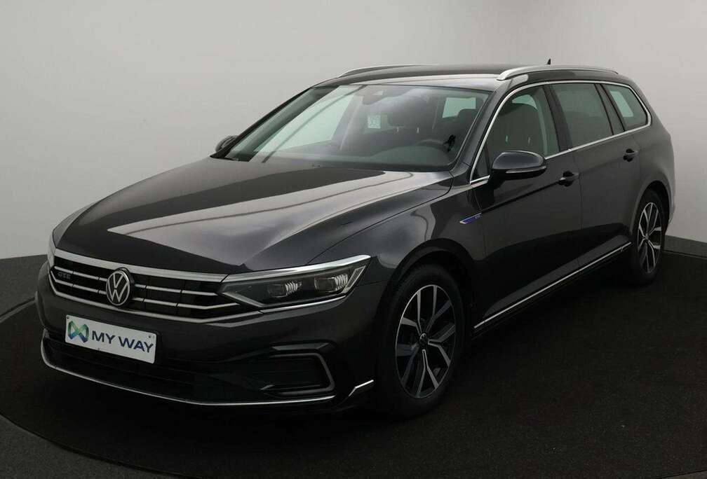 Volkswagen Passat GTE1.4 eHybrid PHEV Business DSG 218PK *ZETELVERWARING*TREKHAAK*CAMERA*ACC*PDC*NAVI*...*