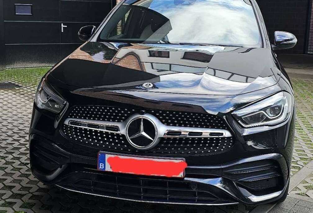 Mercedes-Benz e  AMG Line