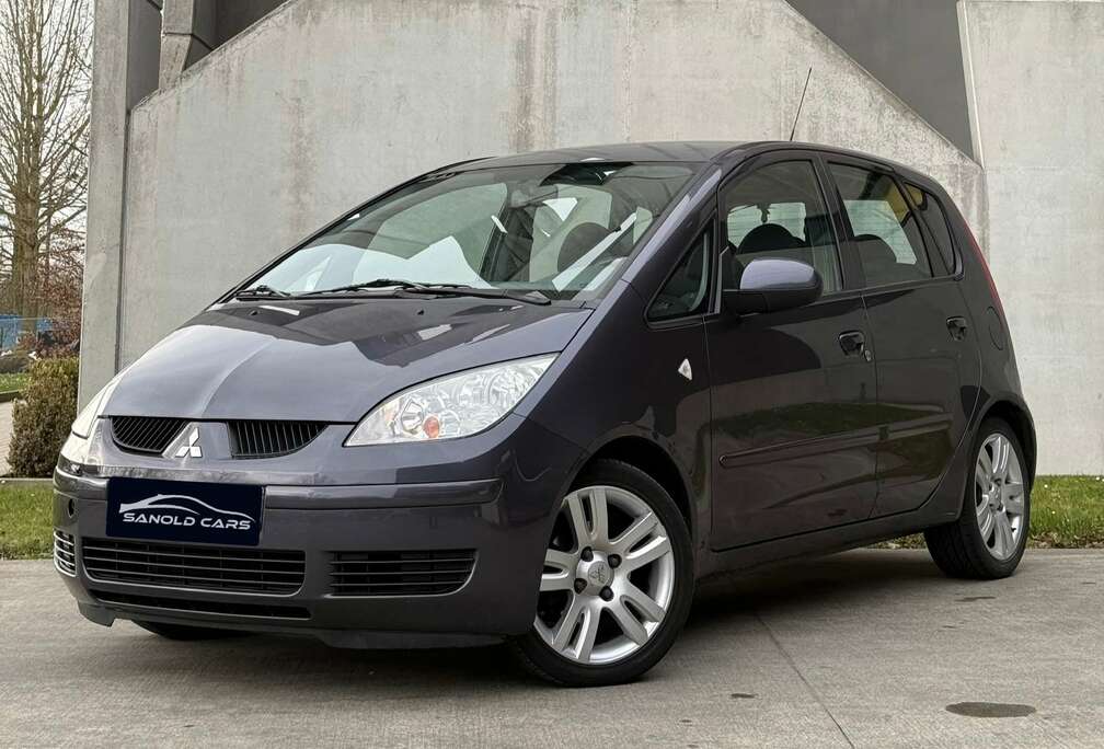 Mitsubishi 1.3i  Automatique  Airco  Inform edition