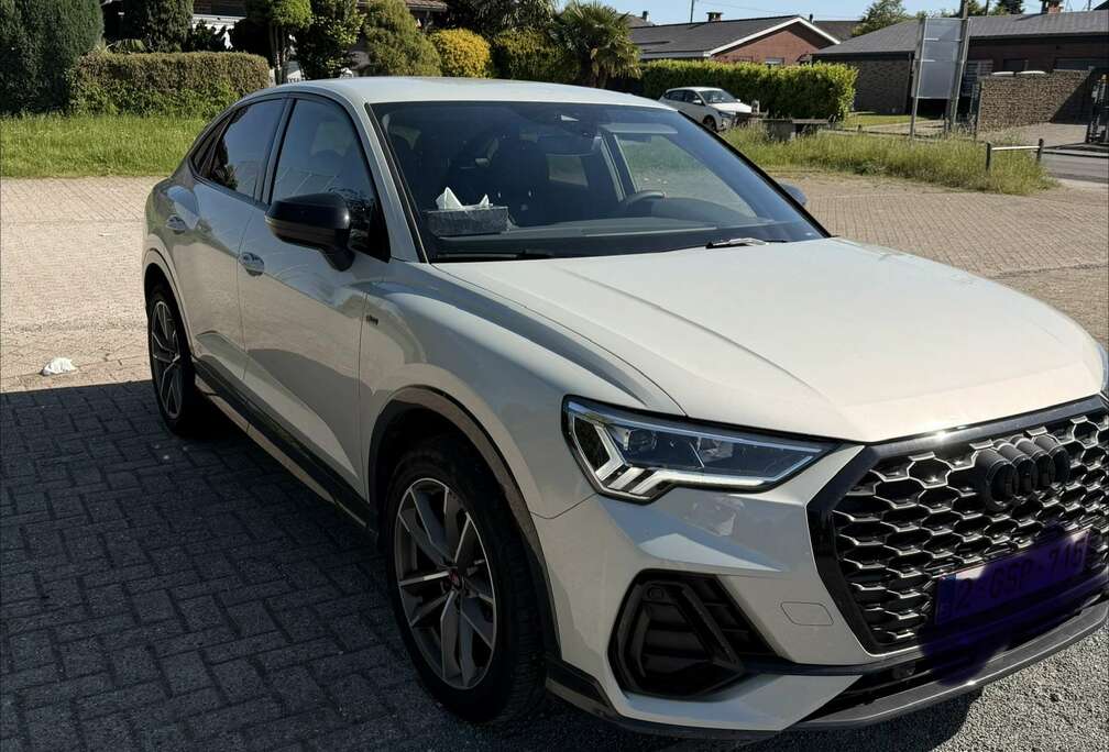 Audi Sportback 35 TDi Prestige Edition STRONIC GAR 4 AN