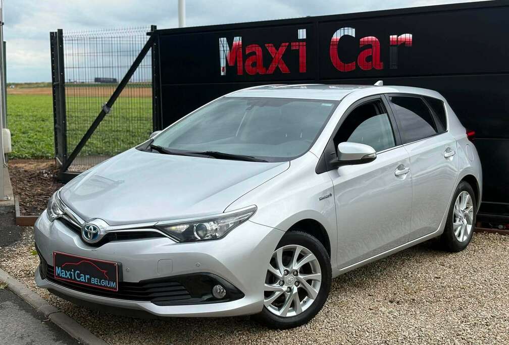 Toyota Auris HEV 1.8i HSD/ Boîte automatique / Capteurs avant et arrière /