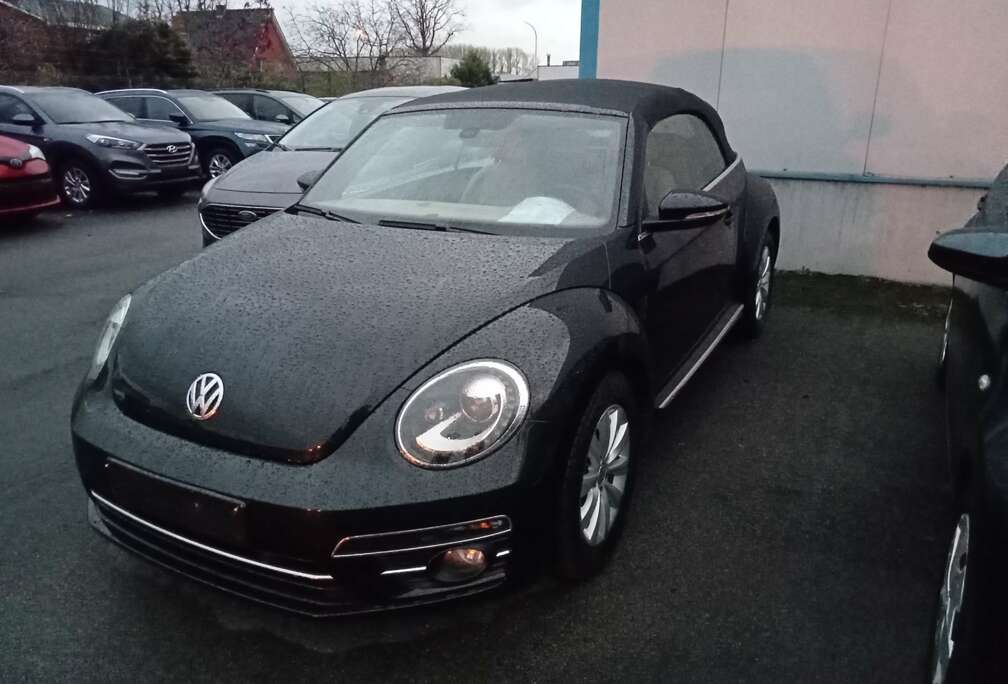 Volkswagen Beetle Cabriolet 1.2 TSI Design DSG