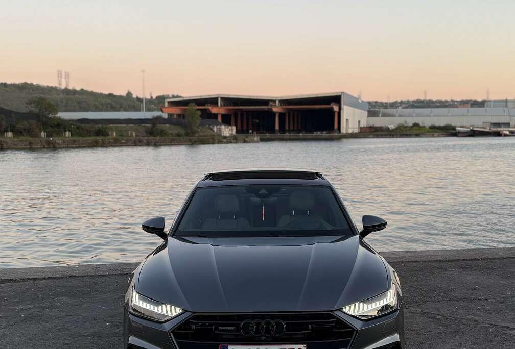 Audi 55 TFSI Quattro S tronic