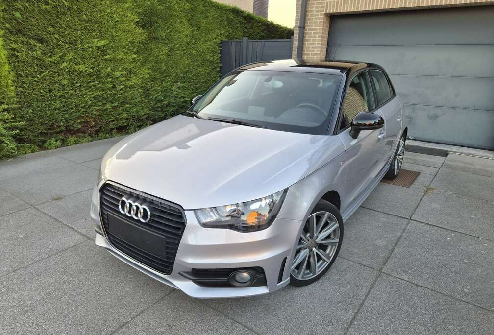 Audi Sportback 1.2 TFSI / S line / SPORT PACK / PARK ASSIST