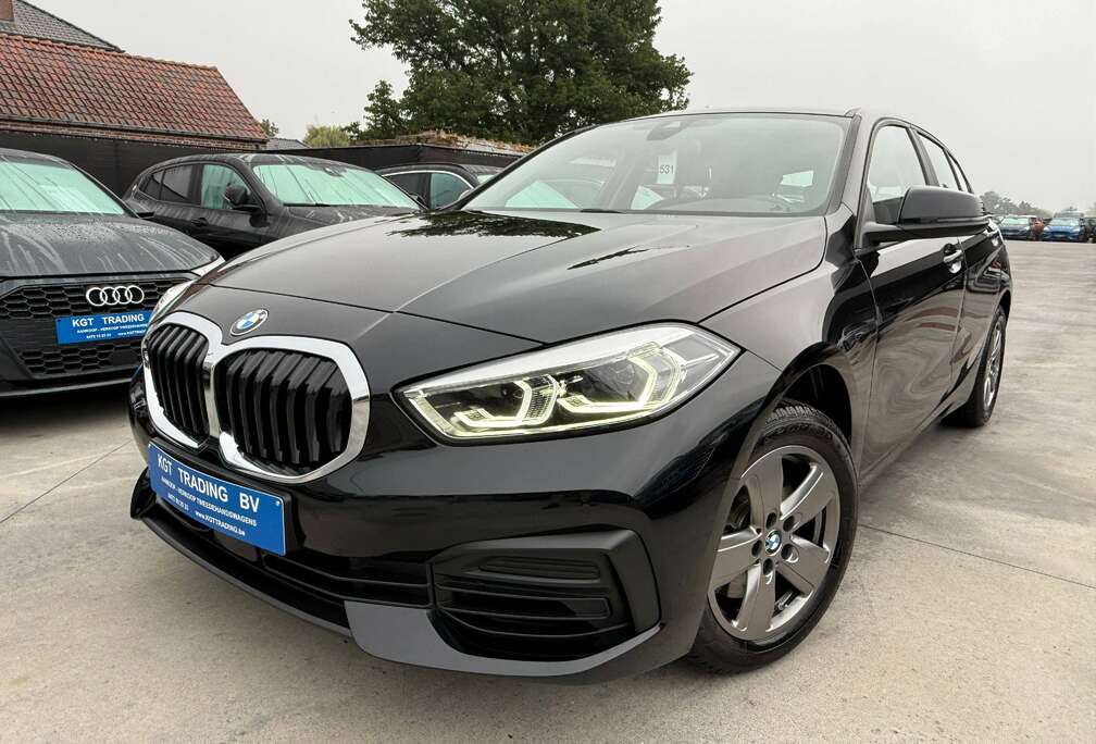 BMW i VIRTUAL NAVIGATIE SPORTZETELS LEDER CARPLAY PDC DAB FULL LED BLUETOOTH