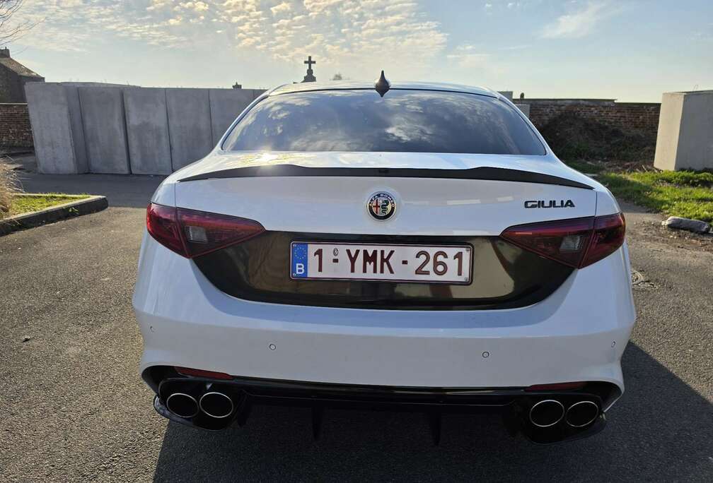 Alfa Romeo 2.2 136 ch AT8 Sprint