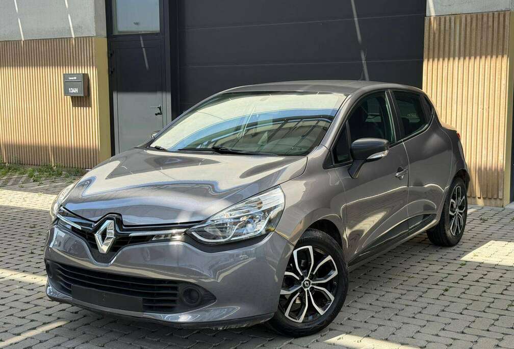 Renault Clio 1.2i Collection