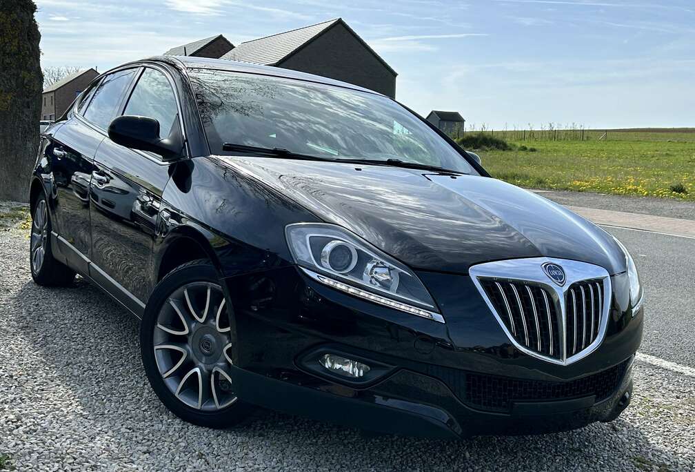 Lancia 1.6TDS - Gps-Clim auto-Cruise-Led-ja-ve