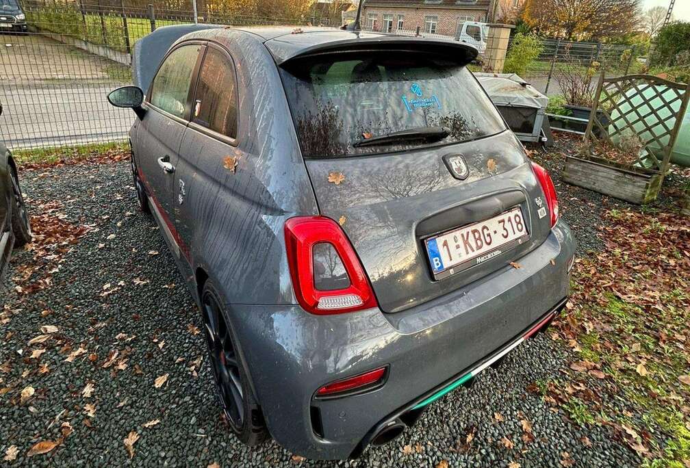 Abarth 695 1.4 T-Jet XSR Yamaha Limited Edition