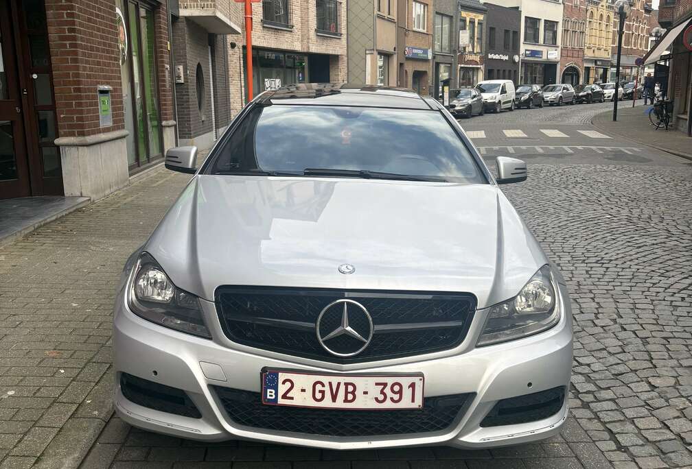 Mercedes-Benz Coupe (BlueEFFICIENCY) 7G-TRONIC