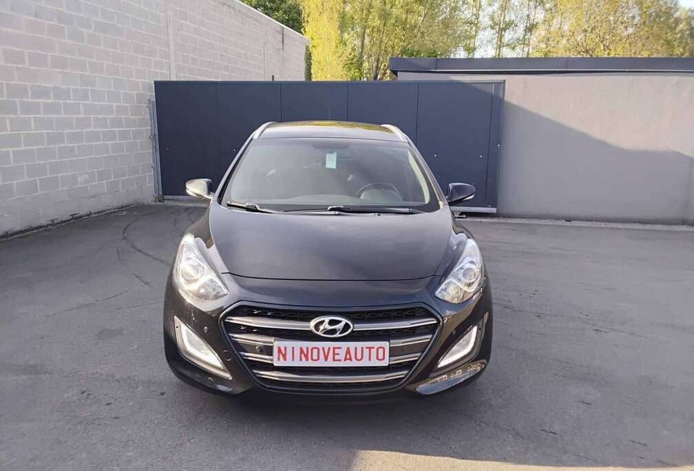 Hyundai SW 1.4i Go! 1STE EIGENAAR  NAVI CAM BLUET CRUISE