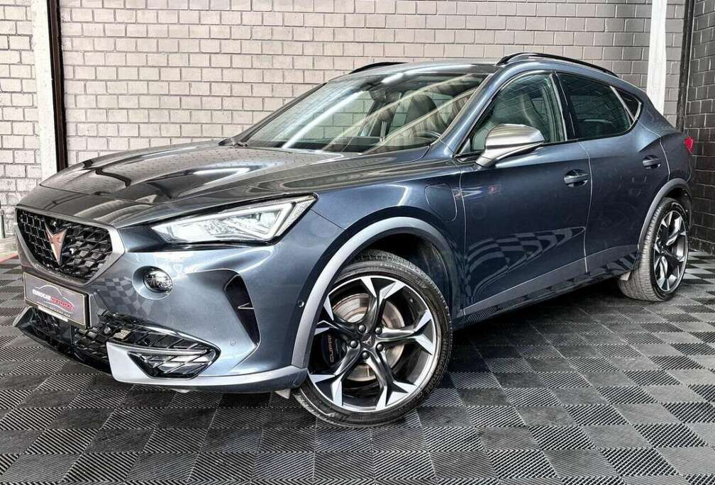 VZ 245CV PHEV eHybrid DSG6  *ACC* CAM*