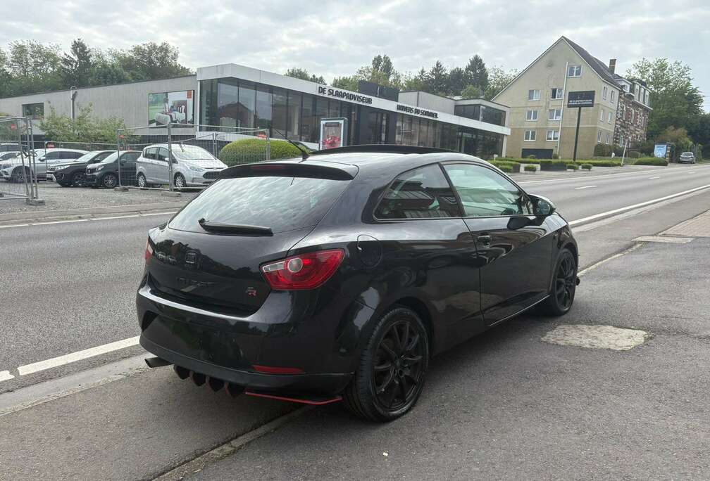 SEAT 1.6i Sport pack FR - toit ouvrant