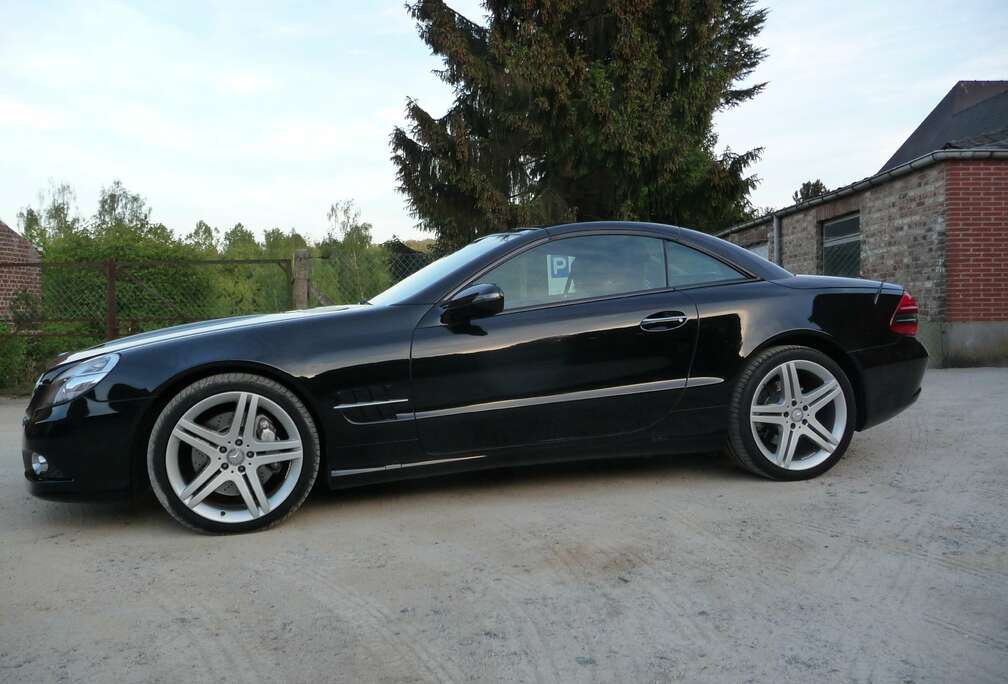 Mercedes-Benz SL Roadster 280