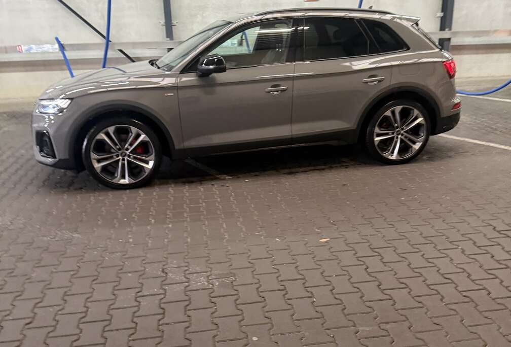 Audi Sportback PHEV 55 TFSIe Quattro Competition S tr (270 kW)