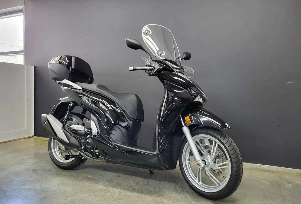 Honda SH 350 (A2)