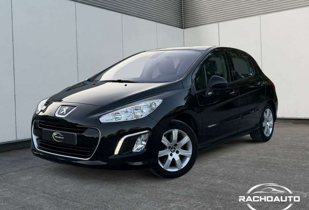 Peugeot 308 1.6 THP / GARANTIE / LEDER / NAVI / PANO / AIRCO /