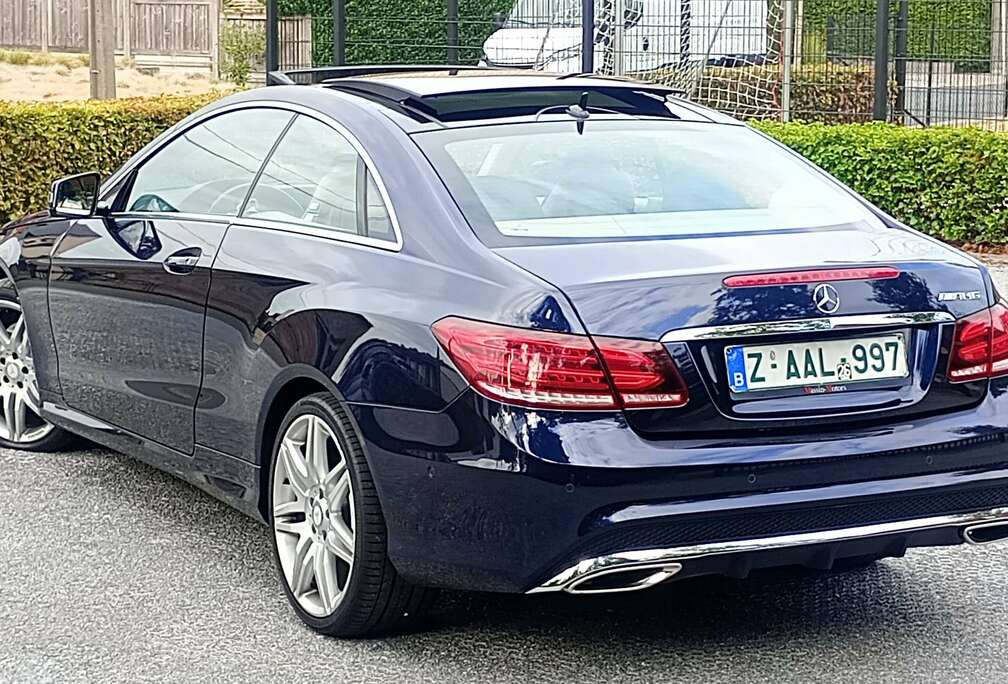 Mercedes-Benz COUPE E 200 CGI BE Elegance. AMG PAKKET BINNEN EN BUITENKANT.