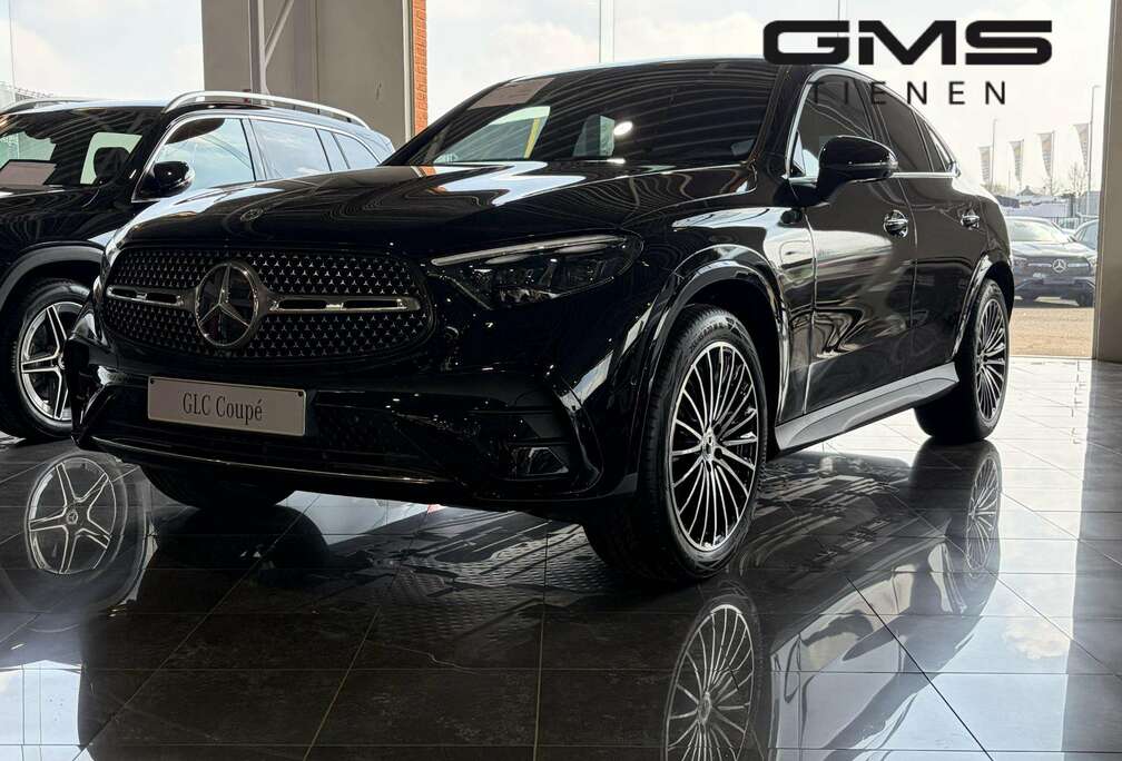 Mercedes-Benz 4MATIC Star Edition Coupé