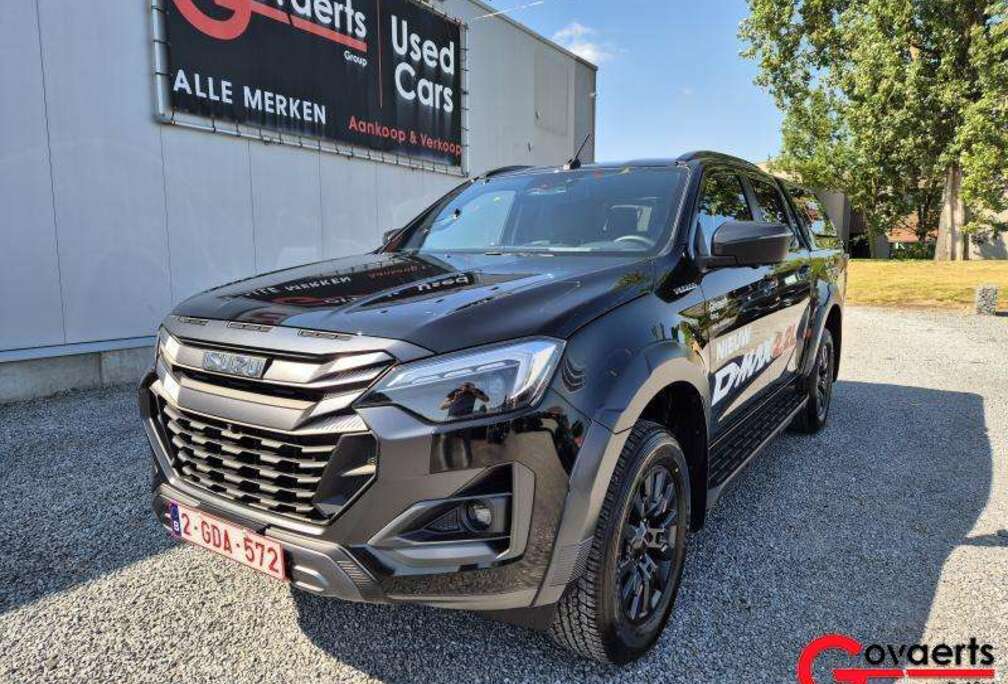 Isuzu V-CROSS