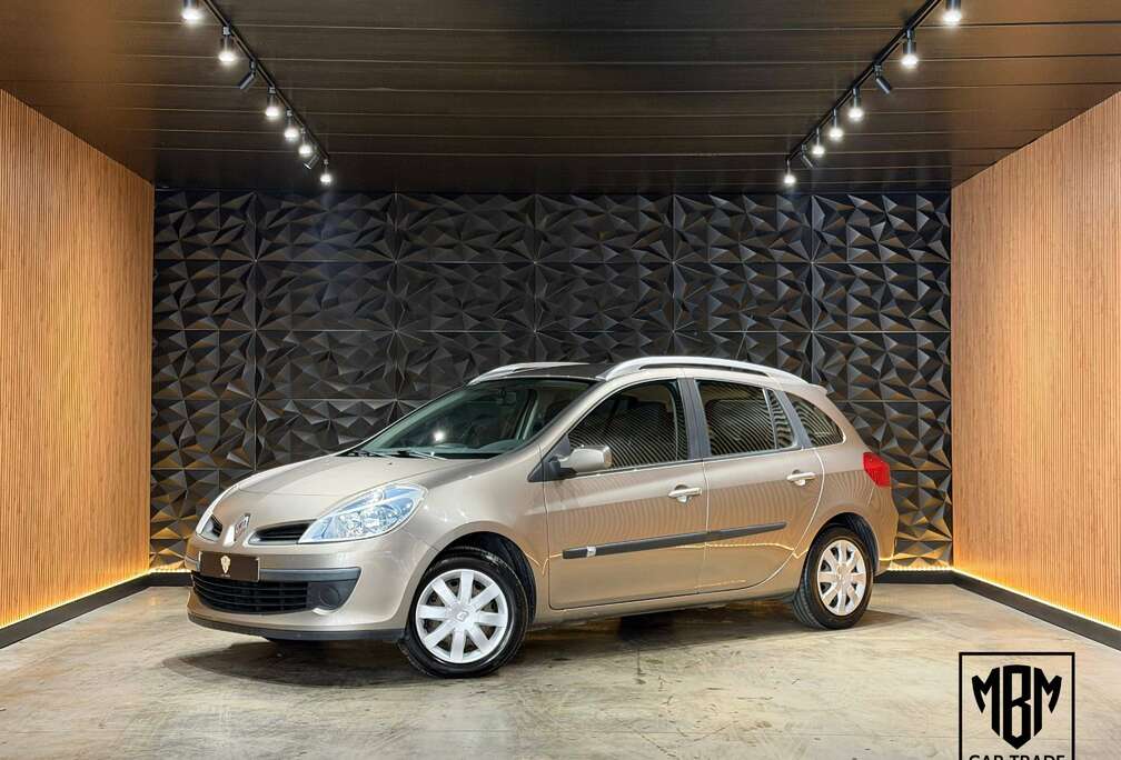 Renault  1.5 dCi 12 Maanden GARANTIE Airco Trekhaak Isofix 1.Eigenaar