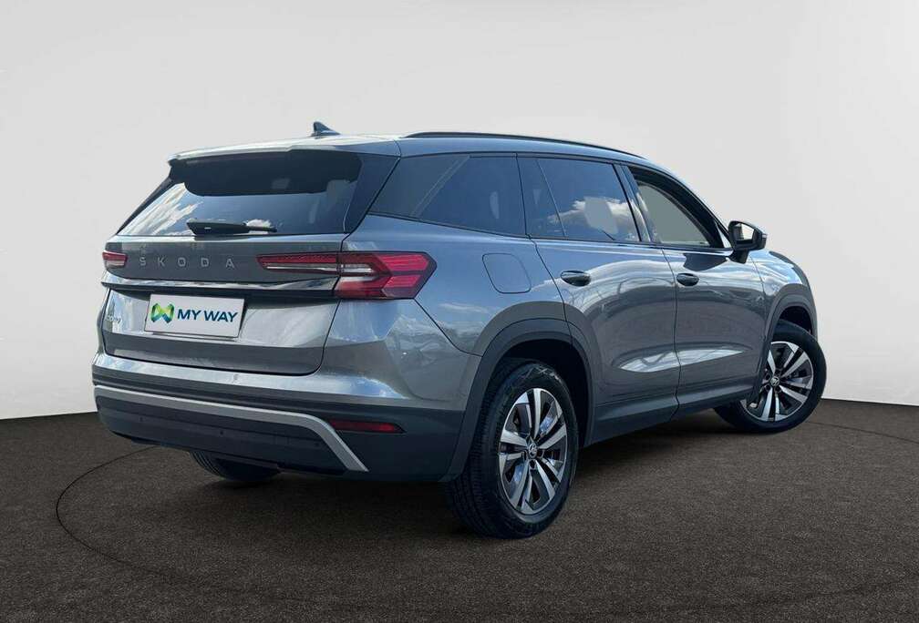 Skoda Corporate 1.5 TSI (150pk) AUTOMAAT /// 7 Zitplaatsen /// Achteruitrijcamera /// Zetelverwarming Vooraan ///