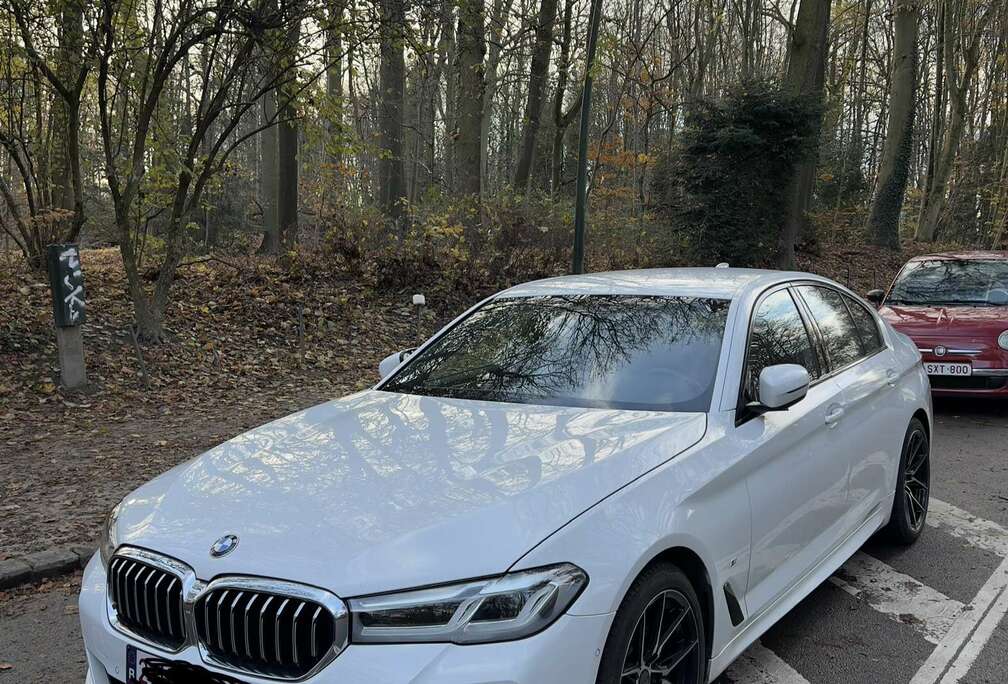 BMW 520i PACK M