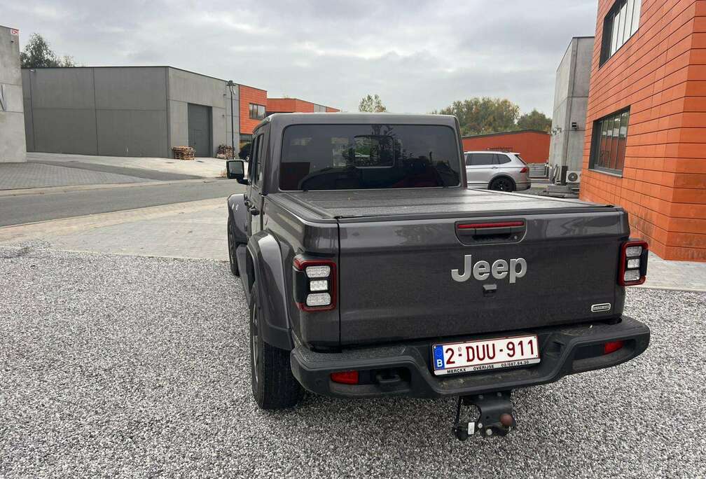 Jeep 3.0 V6 4WD ATX Overland