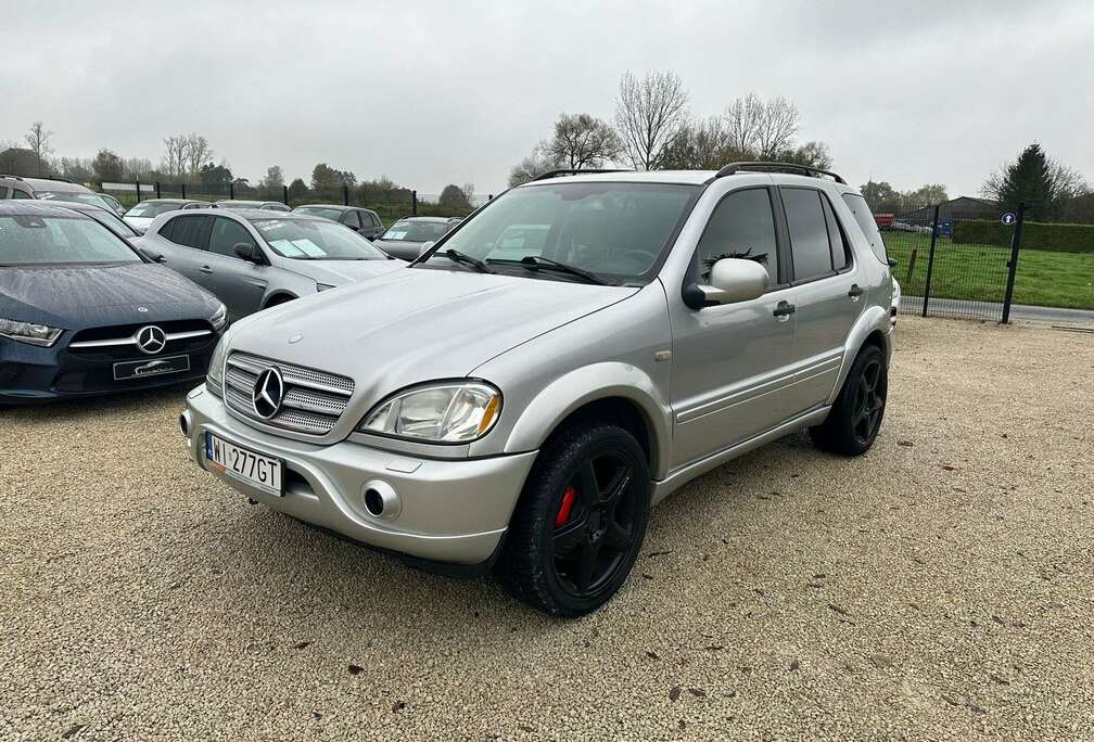 Mercedes-Benz  MARCHAND OU EXPORT