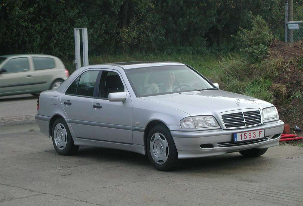 Mercedes-Benz C 220 Classic