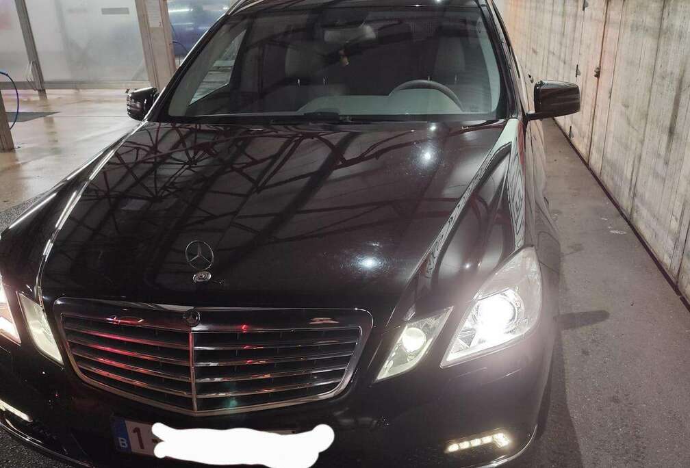 Mercedes-Benz E 220 T CDI DPF BlueEFFICIENCY Automatik Elegance