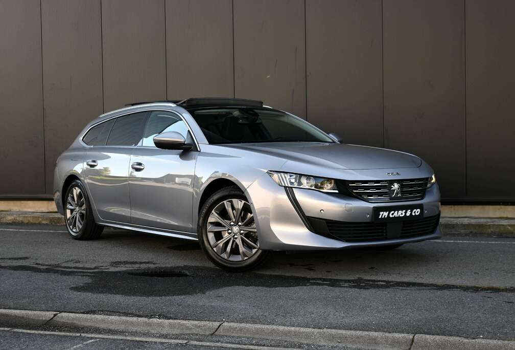 Peugeot 1.5HDI / Leder, LED, Pano, 360Cam, Carplay, ACC,