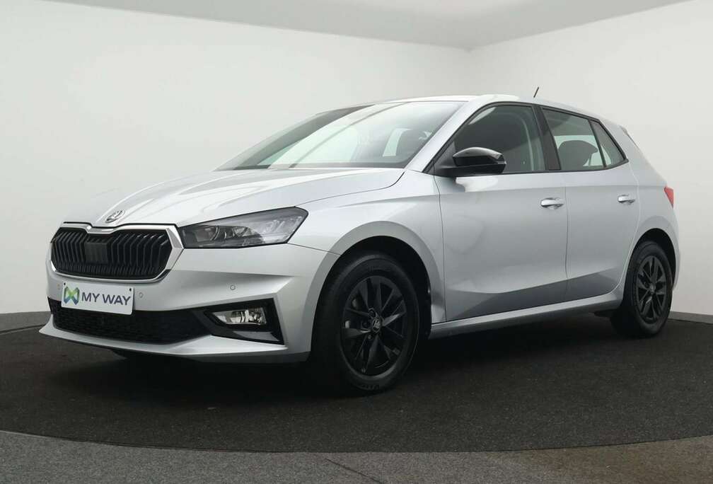 Skoda Fabia 1.0i Selection *APP CONNECT*PDC*ZETELVERWARMING*DIGITAL DASHBOARD*...