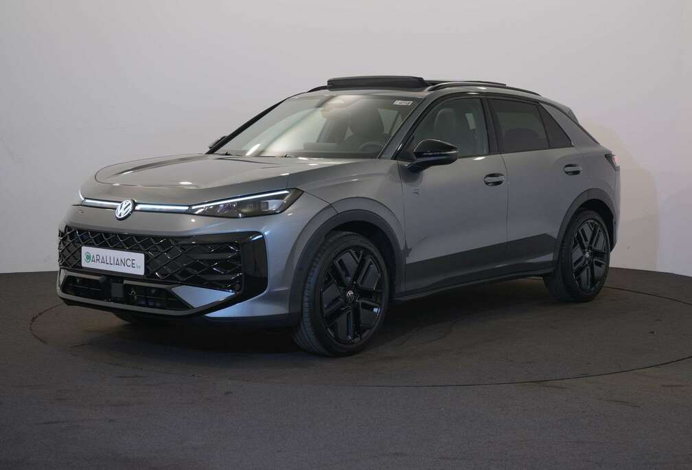 Volkswagen R-line 1.5 eTSi DSG |Pano|BlackStyle|JA19Cam|